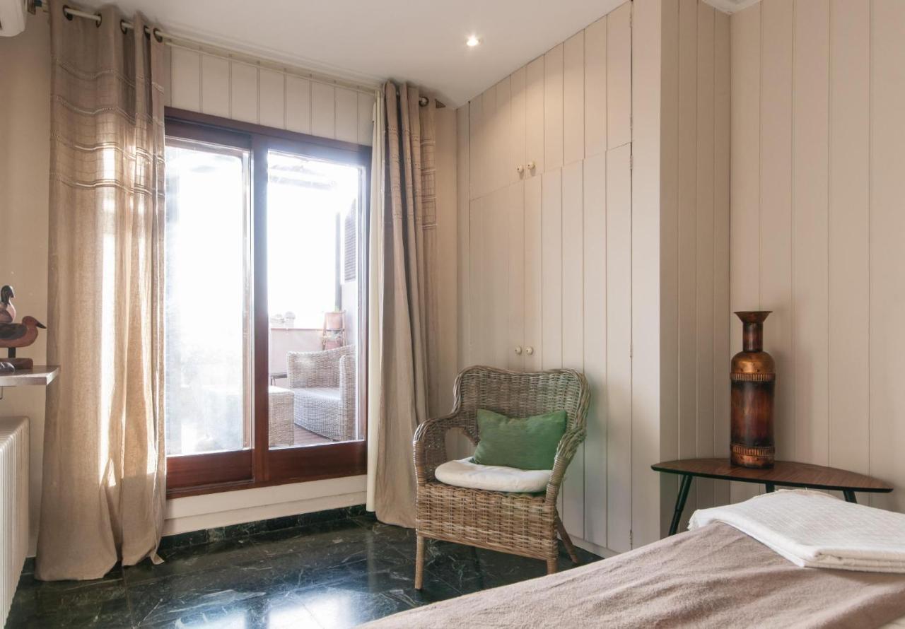 Elevated Experience - Urquinaona Apartment Barcelona Luaran gambar