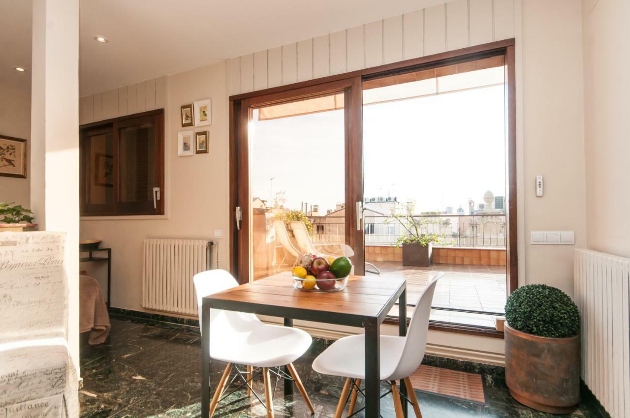 Elevated Experience - Urquinaona Apartment Barcelona Luaran gambar