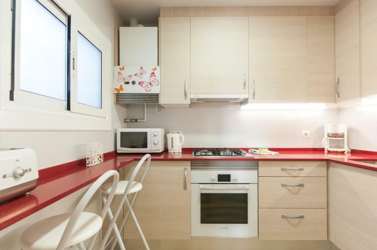 Elevated Experience - Urquinaona Apartment Barcelona Luaran gambar
